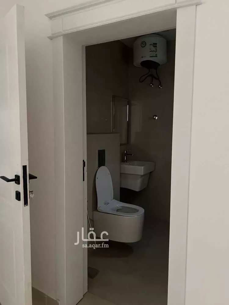 Complex for sale in Riyadh Dhahrat Laban 12