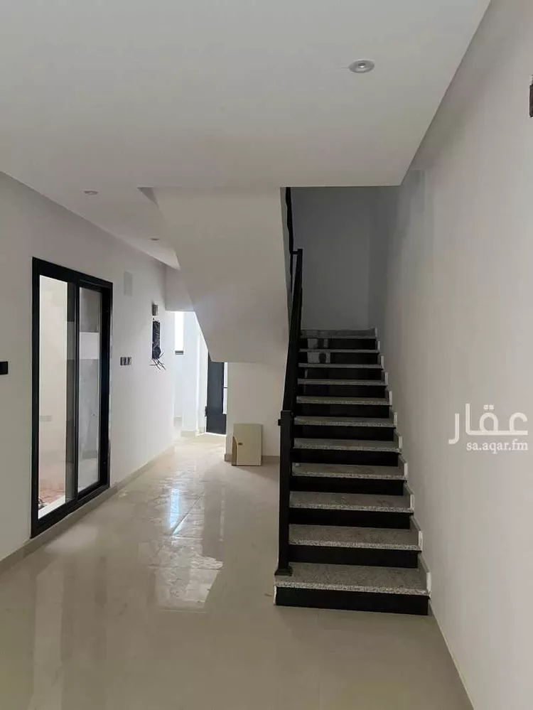 Complex for sale in Riyadh Dhahrat Laban 14