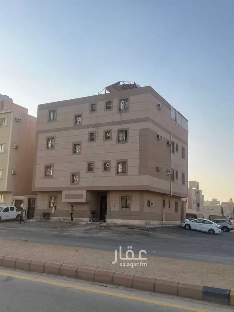 عمارة للبيع في شارع الجنادل, حي ظهرة لبن, مدينة الرياض, منطقة الرياض صورة 2