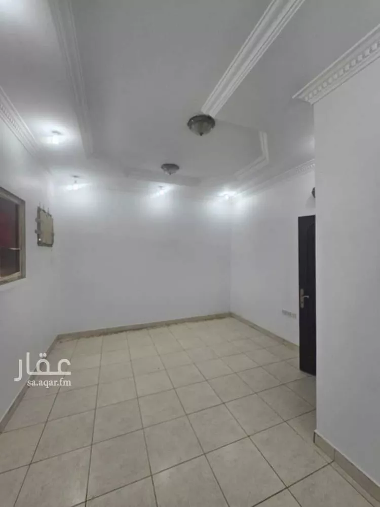 شقة للإيجار في شارع الشيخ محمد بن إبراهيم ، حي الدرعية الجديدة ، الدرعية ، الدرعية صورة 3