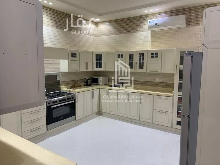 Villa for Sale in Riyadh Al Janadriyah 9