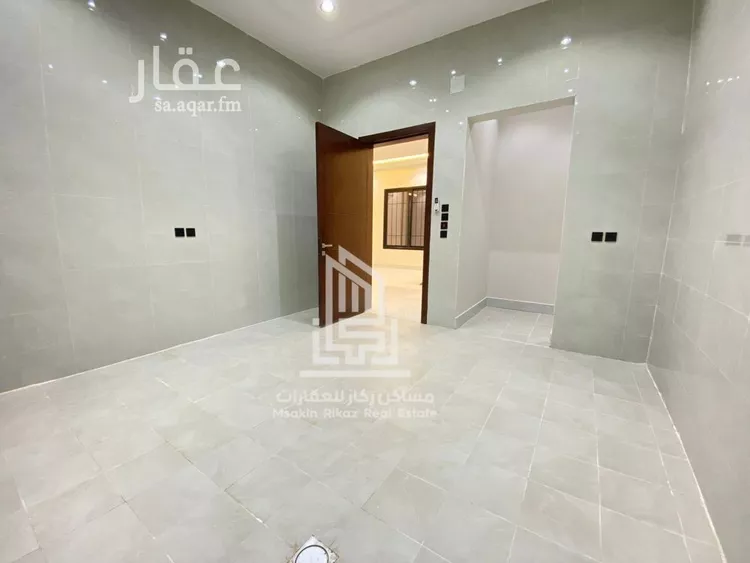 Floor for Sale in Riyadh Al Bariah 8