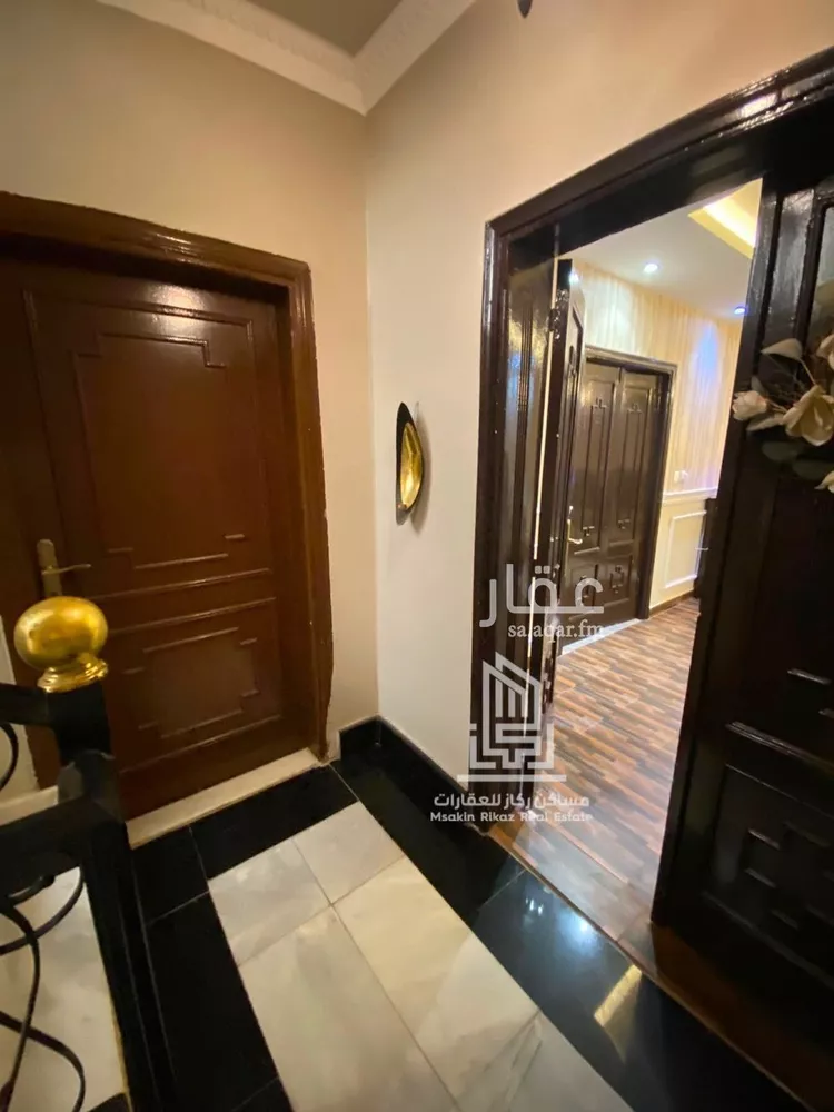 فيلا للبيع في شارع حسين عرب, حي السلام, مدينة الرياض, منطقة الرياض 12