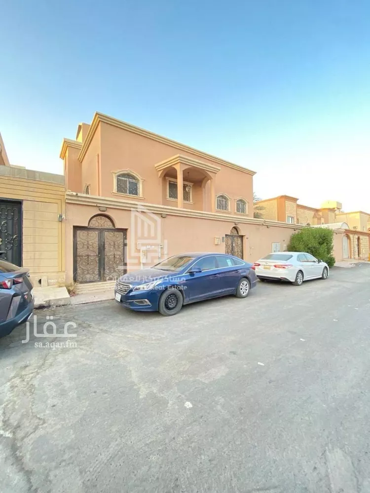 فيلا للبيع في شارع اسحاق بن يحيى, حي السعادة, مدينة الرياض, منطقة الرياض صورة 3