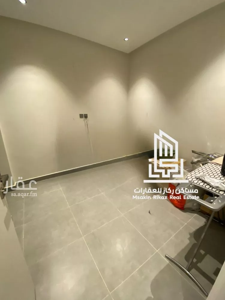 شقة للبيع في شارع شهيد الدين ثم الوطن عبدالرحمن سعيد عبد, حي السعادة, مدينة الرياض, منطقة الرياض 9