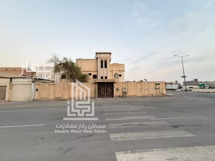 أرض للبيع في شارع الكواكب, حي السعادة, مدينة الرياض, منطقة الرياض