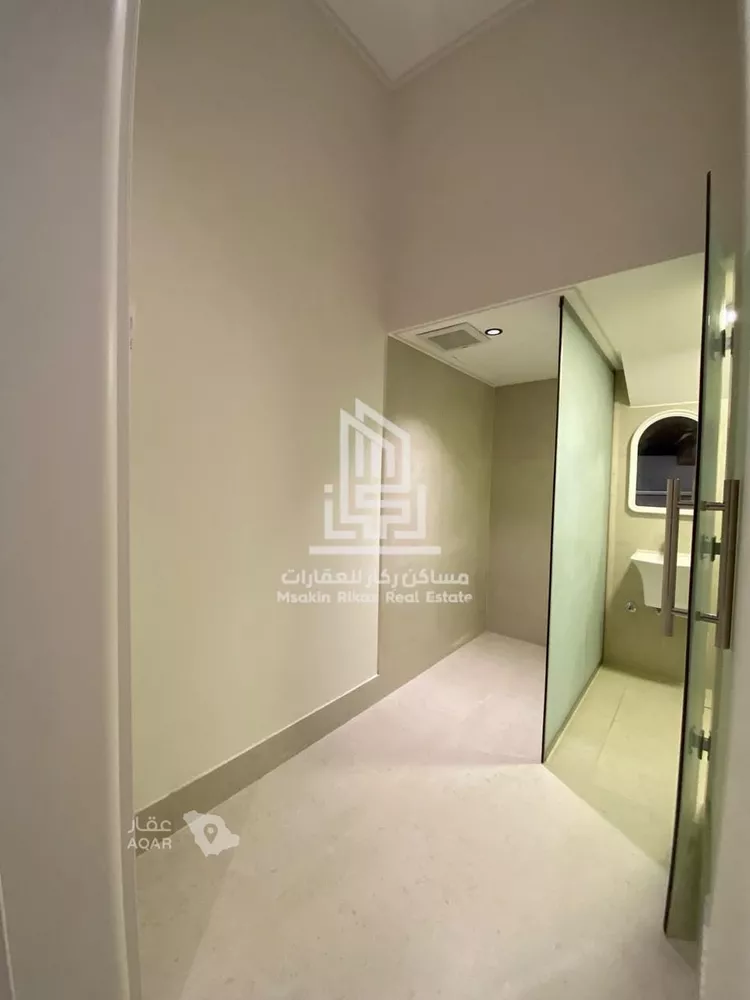 Floor for Rent in Riyadh An Narjis 9