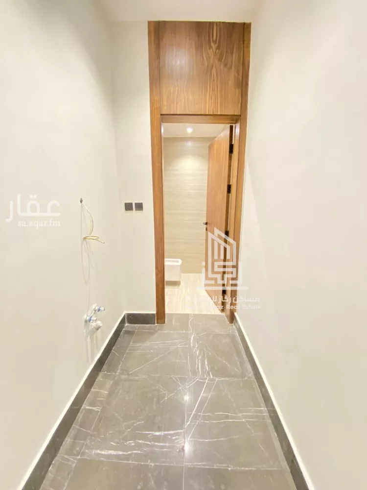 Floor for Sale in Riyadh Ar Rawabi 7