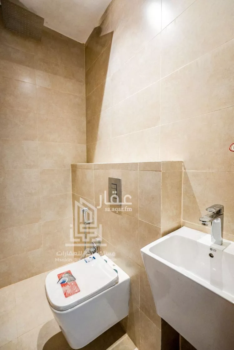 Floor for Sale in Riyadh As Saadah 11