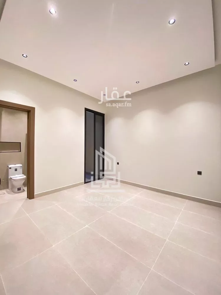 دور للبيع في شارع حصن القابل, حي السعادة, مدينة الرياض, منطقة الرياض 17