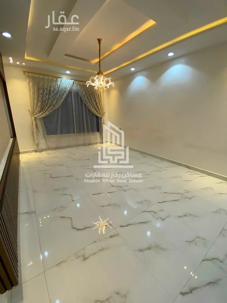 فيلا للإيجار في شارع حسن كاظم الهندي, حي السعادة, مدينة الرياض, منطقة الرياض 8