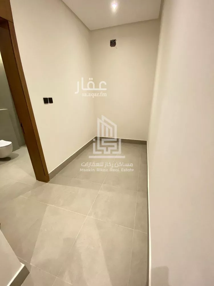 شقة للبيع في شارع عبدالله بن ابي امية, حي الروابي, مدينة الرياض, منطقة الرياض 18