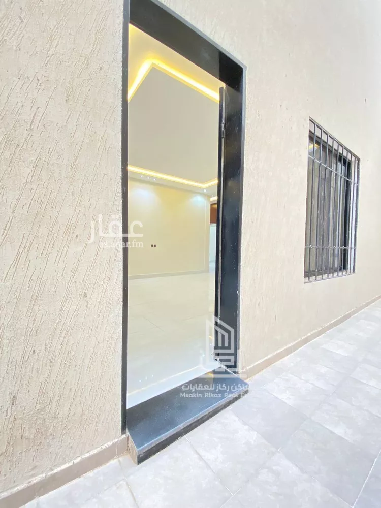 Floor for Sale in Riyadh Al Bariah 6