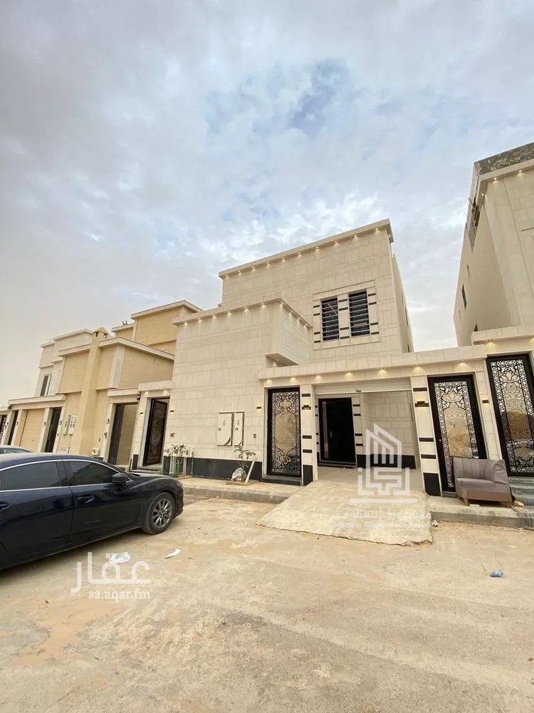 Floor for Sale in Riyadh Al Bariah