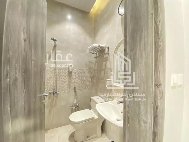 أرض للبيع في شارع طلحة بن عبيدالله, حي الفيحاء, مدينة الرياض, منطقة الرياض 8
