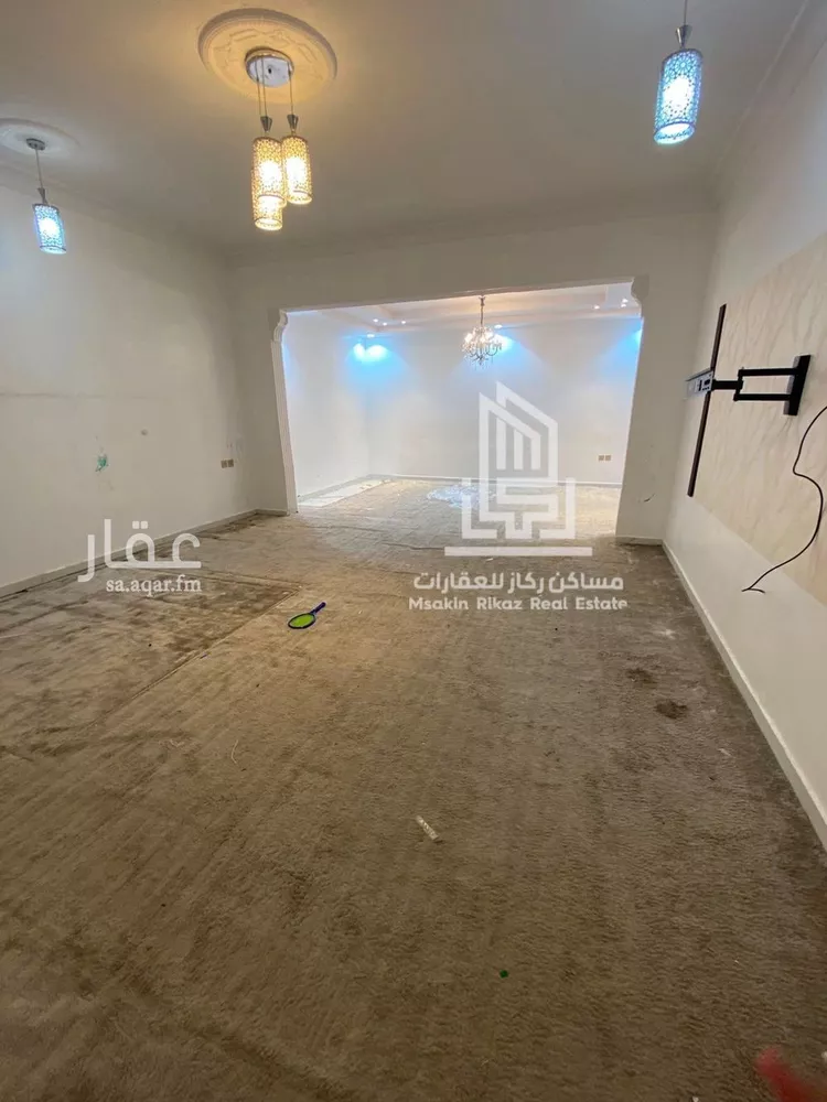 فيلا للإيجار في شارع حسن كاظم الهندي, حي السعادة, مدينة الرياض, منطقة الرياض 16