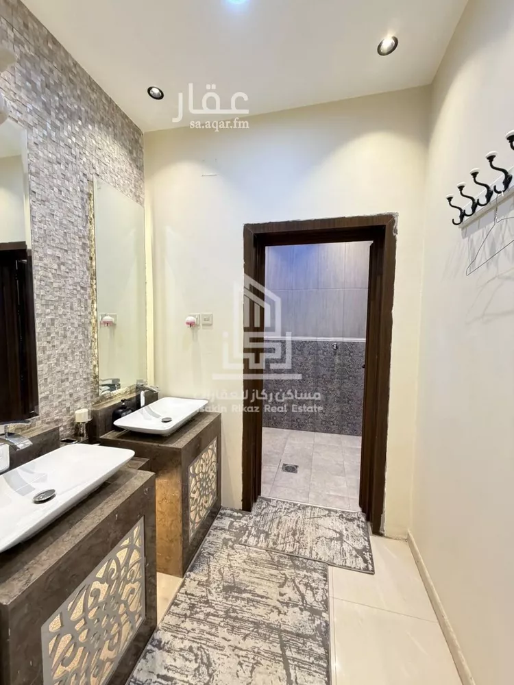 فيلا للبيع في شارع الزاهر, حي الفيحاء, مدينة الرياض, منطقة الرياض 18
