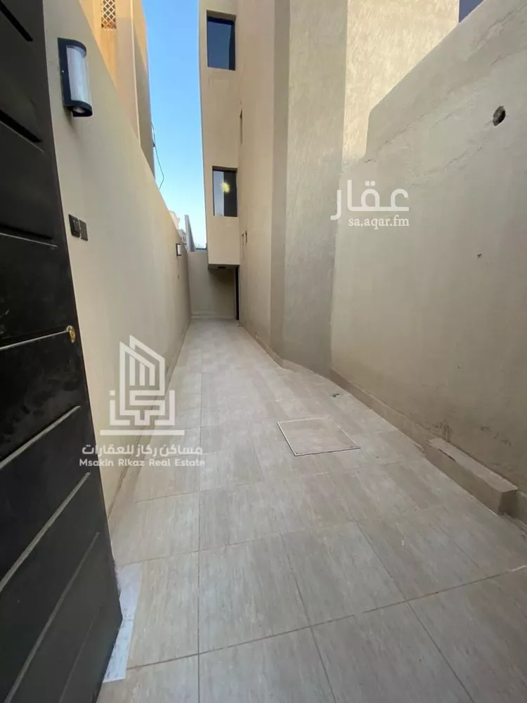 فيلا للبيع في شارع الشقة السفلى, حي الروابي, مدينة الرياض, منطقة الرياض صورة 2