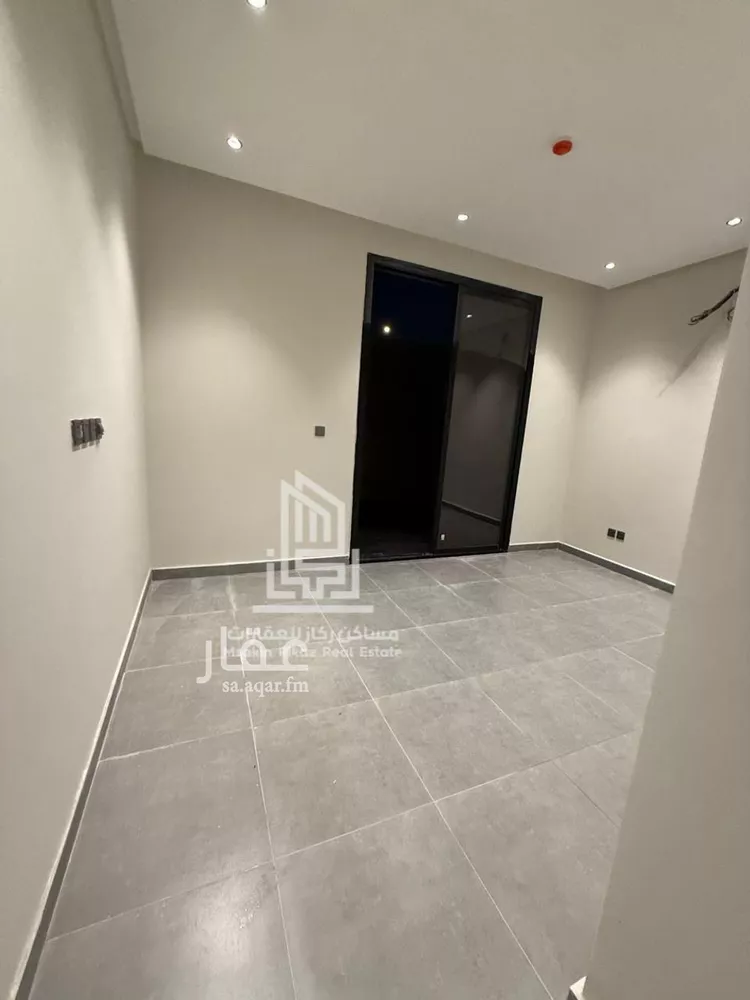 شقة للبيع في شارع شهيد الدين ثم الوطن عبدالرحمن سعيد عبد, حي السعادة, مدينة الرياض, منطقة الرياض صورة 2