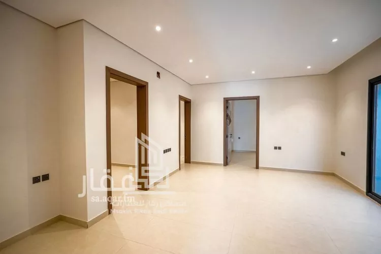 Floor for Sale in Riyadh As Saadah 7