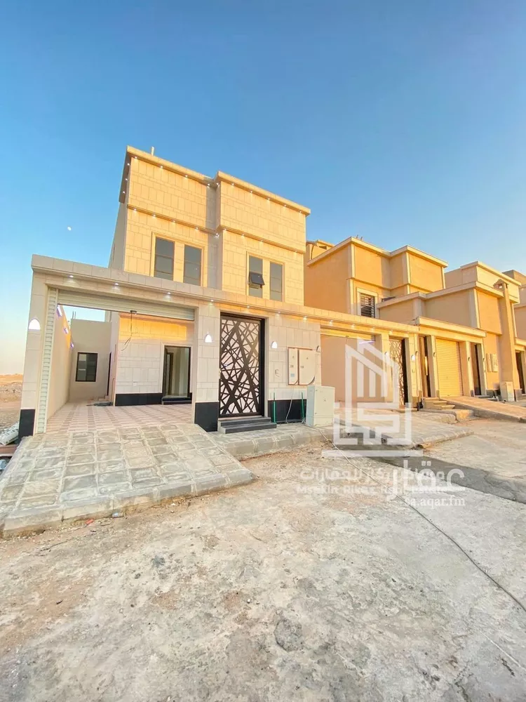 Floor for Sale in Riyadh Al Bariah