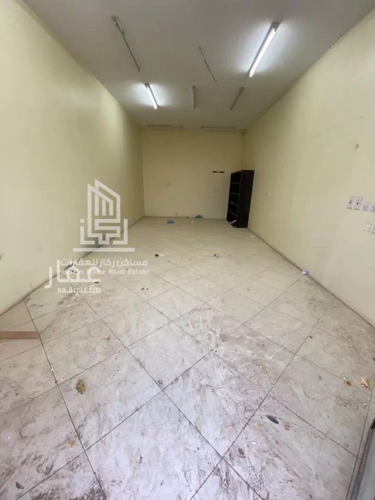 محل للإيجار في شارع ابن ماجة, حي الفيحاء, مدينة الرياض, منطقة الرياض صورة 3