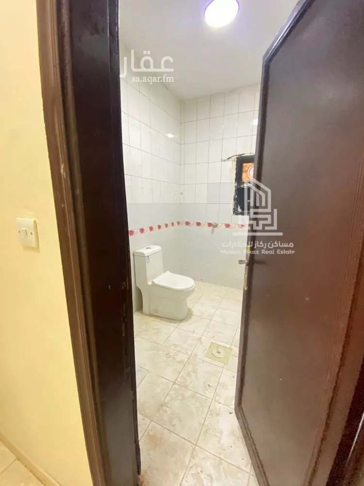 فيلا للبيع في شارع حسين عرب, حي السلام, مدينة الرياض, منطقة الرياض 9