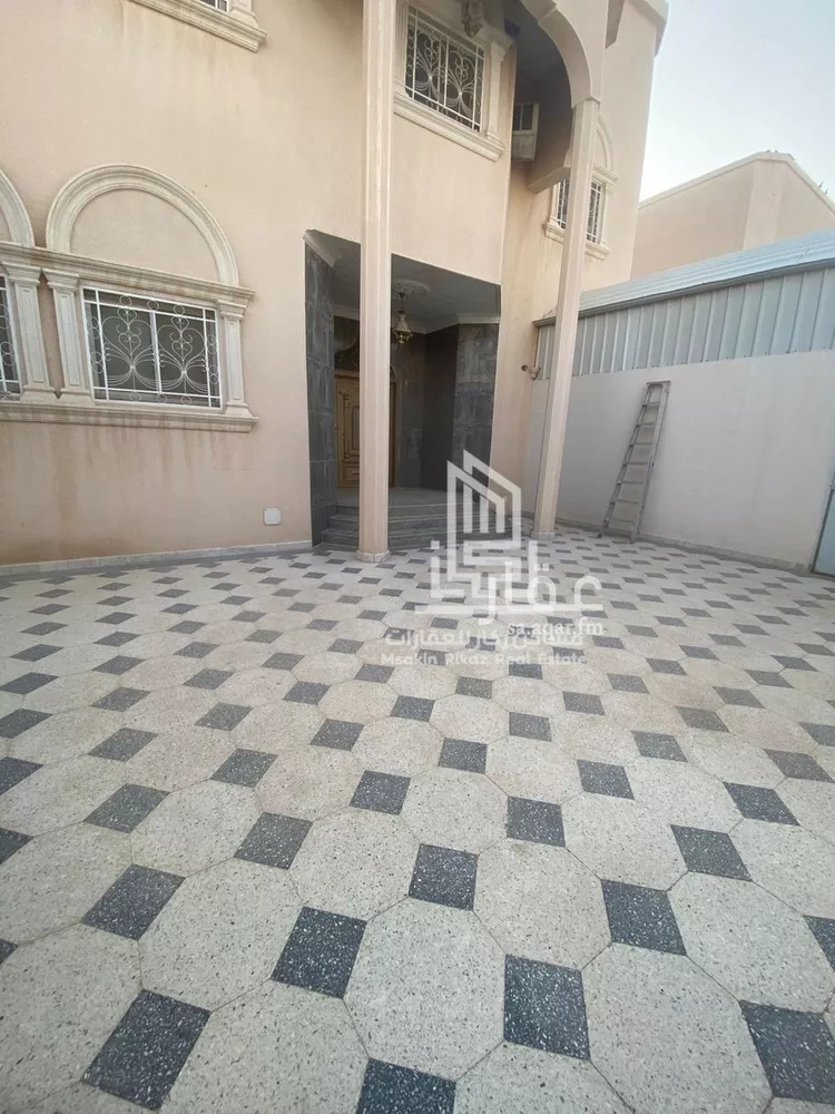 فيلا للإيجار في شارع بارق, حي الروابي, مدينة الرياض, منطقة الرياض صورة 2