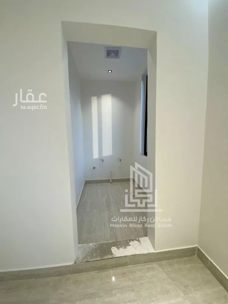 دور للبيع في شارع ابن بسام, حي السلام, مدينة الرياض, منطقة الرياض صورة 5