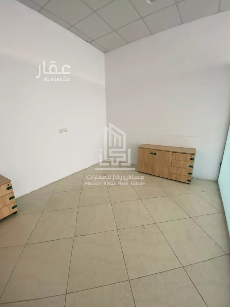 محل للإيجار في شارع ابن ماجة, حي الفيحاء, مدينة الرياض, منطقة الرياض صورة 4