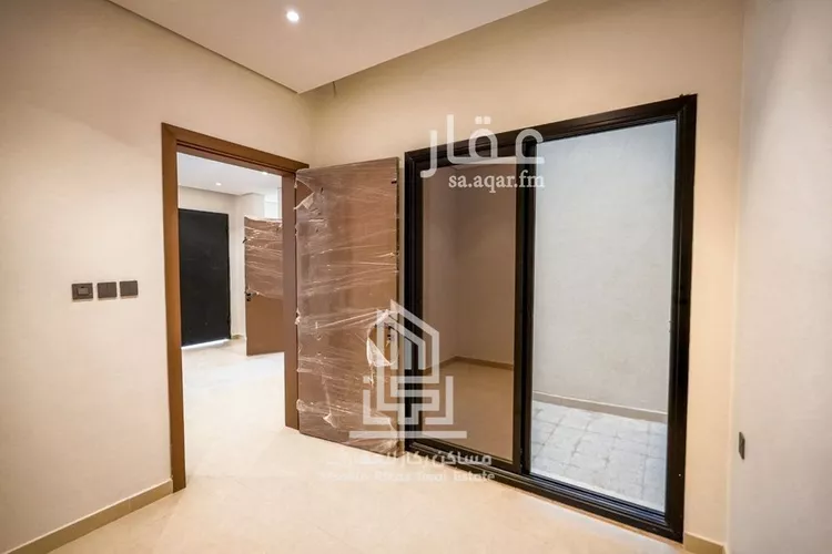 Floor for Sale in Riyadh As Saadah 12