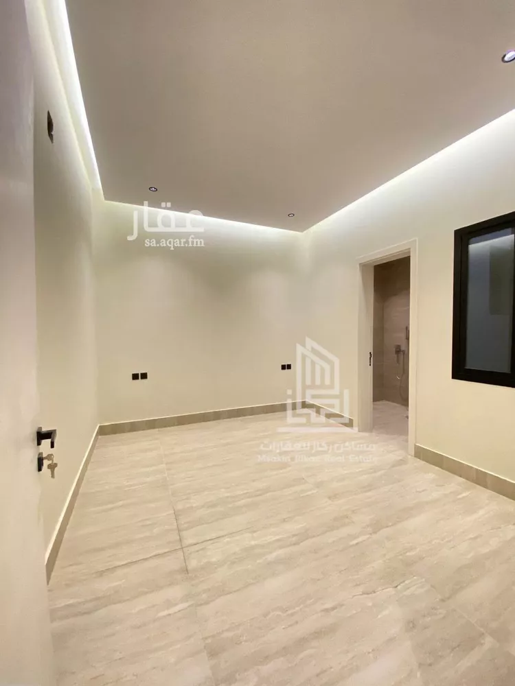 Floor for Sale in Riyadh As Safaa 10
