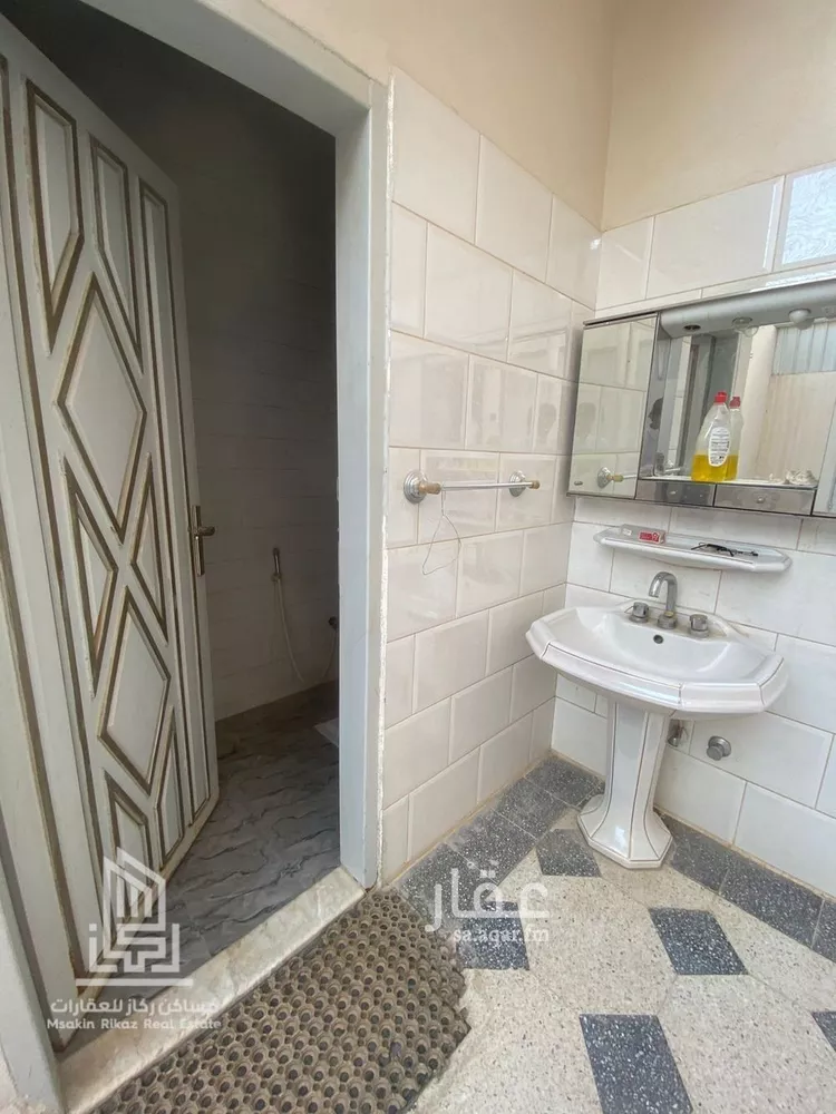 فيلا للإيجار في شارع بارق, حي الروابي, مدينة الرياض, منطقة الرياض 8
