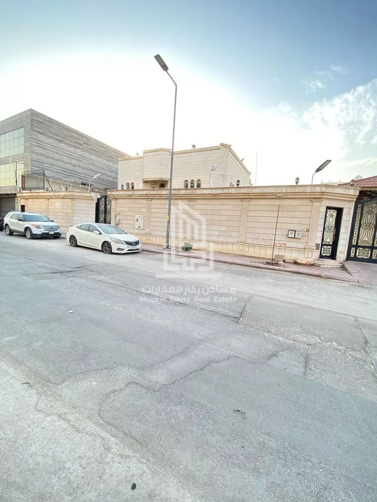 فيلا للبيع في شارع العطف, حي الريان, مدينة الرياض, منطقة الرياض