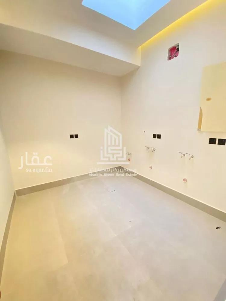 فيلا للبيع في شارع الغريبة, حي الربوة, مدينة الرياض, منطقة الرياض 15