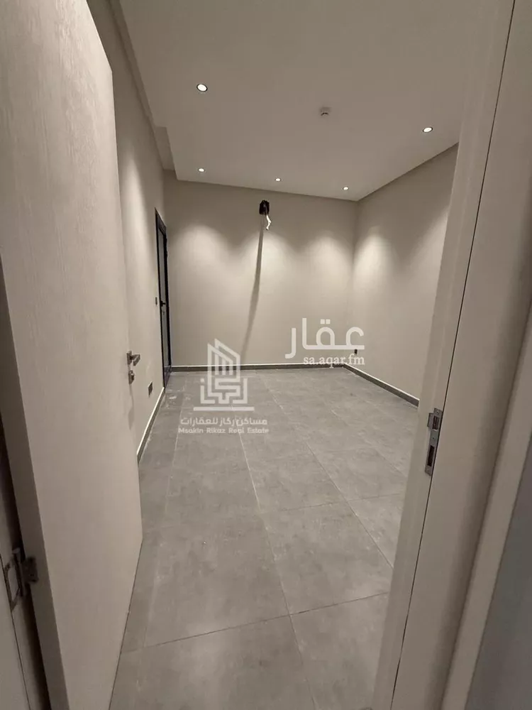 شقة للبيع في شارع شهيد الدين ثم الوطن عبدالرحمن سعيد عبد, حي السعادة, مدينة الرياض, منطقة الرياض 8