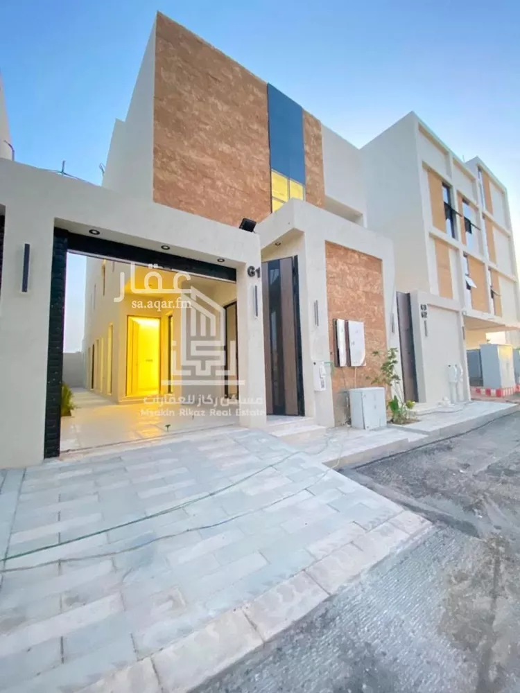 دور للبيع في شارع حصن القابل, حي السعادة, مدينة الرياض, منطقة الرياض