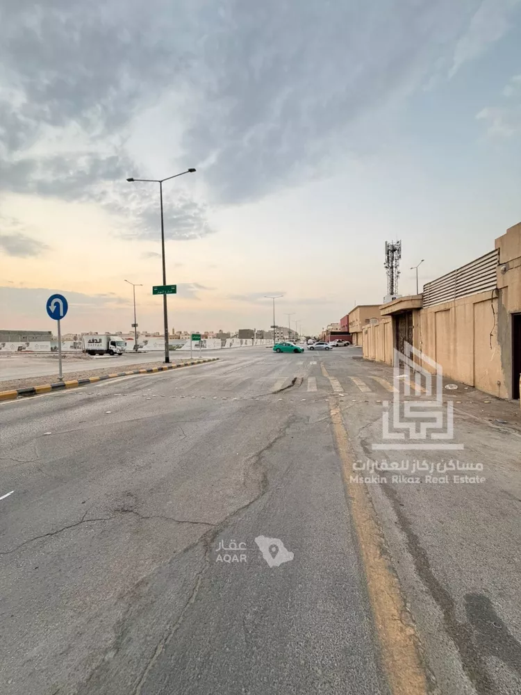 أرض للبيع في شارع الكواكب, حي السعادة, مدينة الرياض, منطقة الرياض 5
