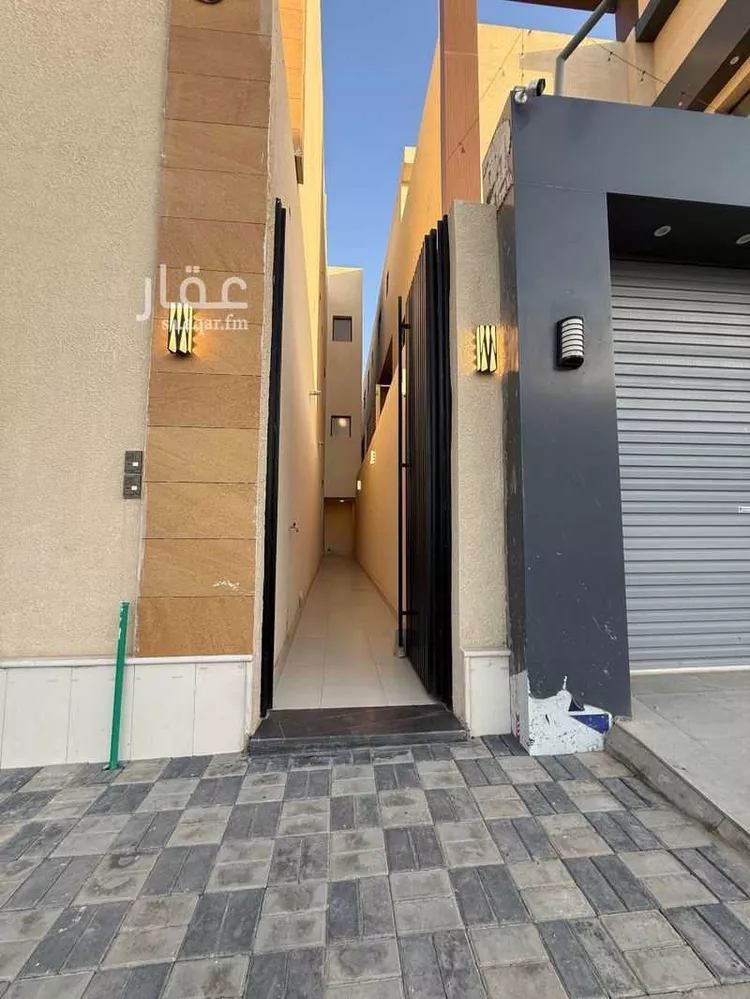 فيلا للبيع في شارع جبل المدار, حي القادسية, مدينة الرياض, منطقة الرياض 12