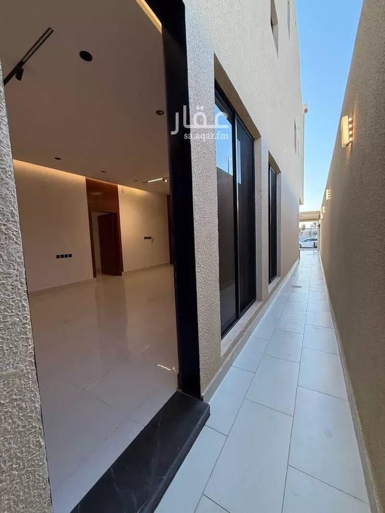 فيلا للبيع في شارع جبل المدار, حي القادسية, مدينة الرياض, منطقة الرياض 6