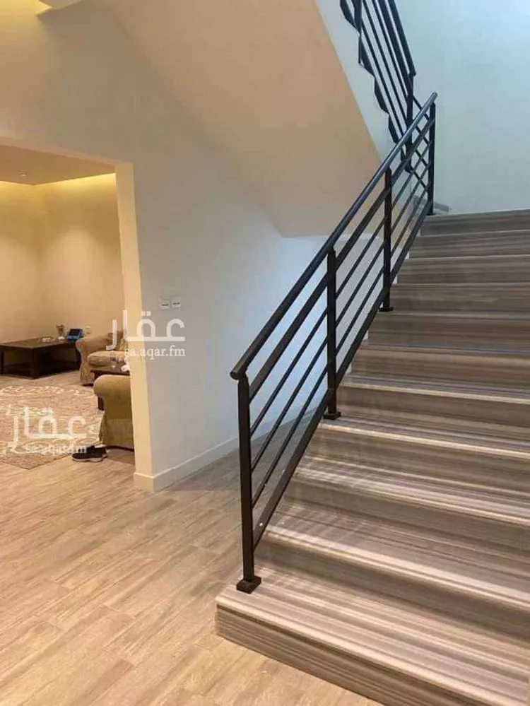 فيلا للبيع في شارع علي الجرجاني ، حي مطار الملك خالد الدولي ، الرياض ، منطقة الرياض صورة 5