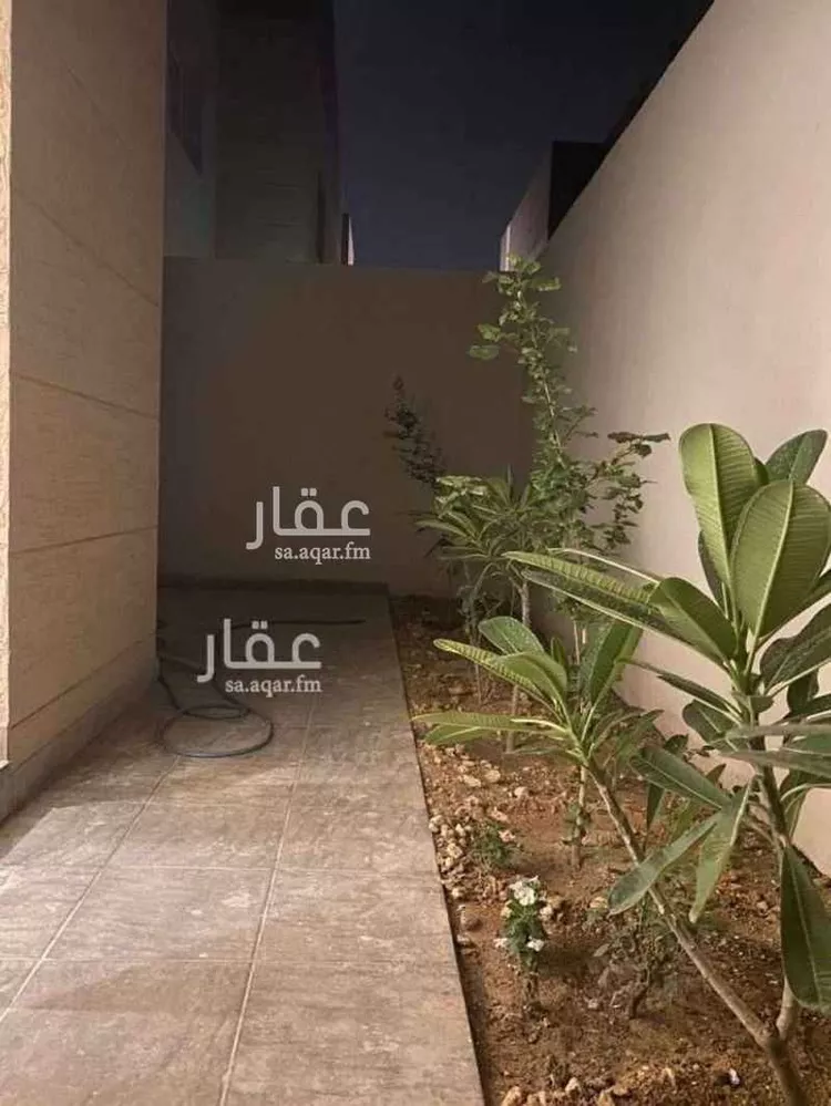 فيلا للبيع في شارع علي الجرجاني ، حي مطار الملك خالد الدولي ، الرياض ، منطقة الرياض صورة 4