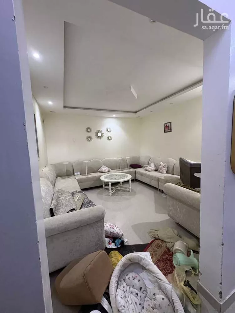 شقة للإيجار في شارع رقم 260 ، حي ظهرة لبن ، الرياض ، منطقة الرياض