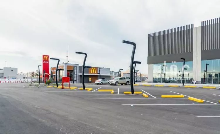 محل للإيجار في شارع عمرو ابن مرة, حي أبحر الجنوبية, مدينة جدة, منطقة مكة المكرمة صورة 5