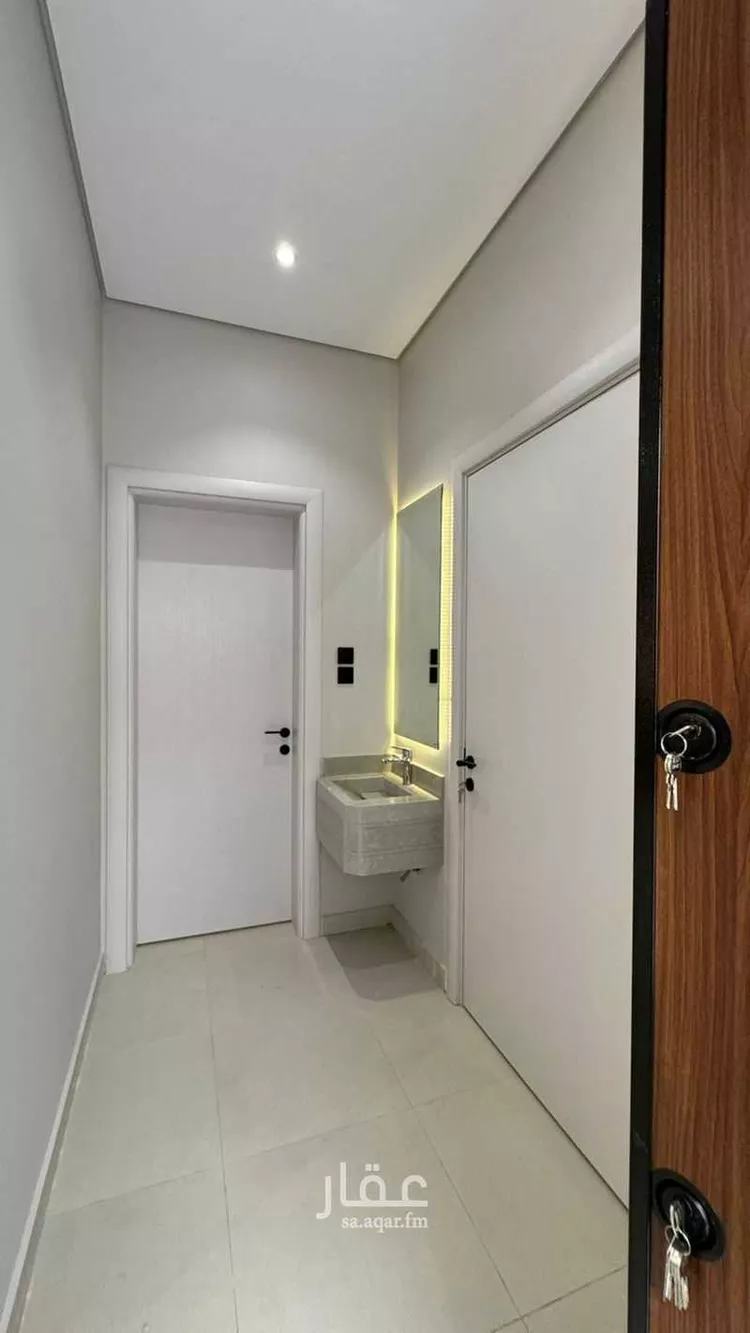 شقة للبيع في شارع محمد بن عمر بن بكير النجار البغدادي, حي ورقان, مدينة المدينة المنورة, منطقة المدينة المنورة صورة 2