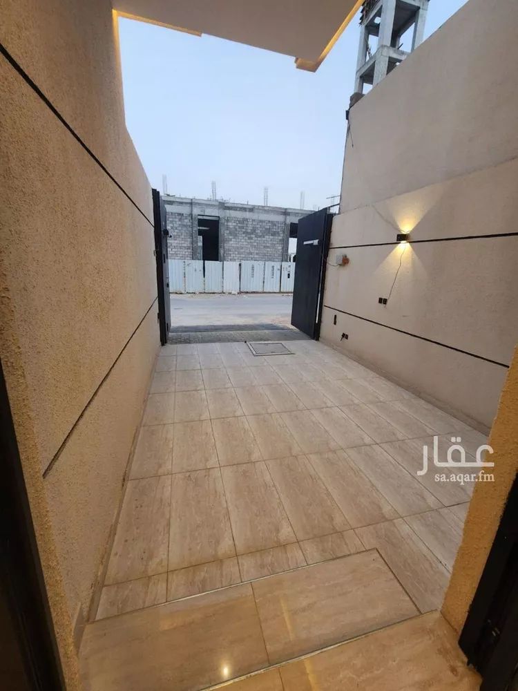 دور للبيع في شارع طريق عثمان, حي النرجس, مدينة الرياض, منطقة الرياض 11