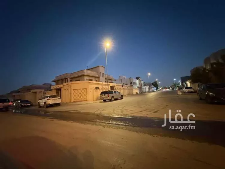 فيلا للبيع في شارع آل عبدالقادر, حي سلطانة, مدينة الرياض, منطقة الرياض صورة 5