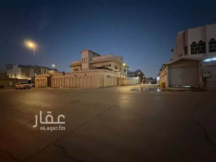 فيلا للبيع في شارع آل عبدالقادر, حي سلطانة, مدينة الرياض, منطقة الرياض صورة 4