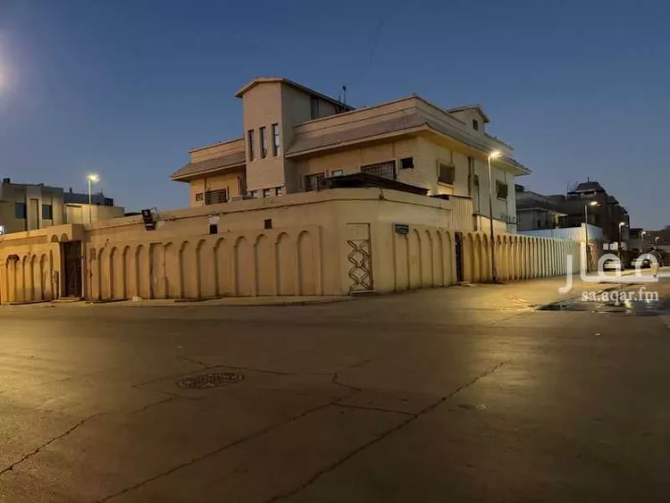 فيلا للبيع في شارع آل عبدالقادر, حي سلطانة, مدينة الرياض, منطقة الرياض صورة 2