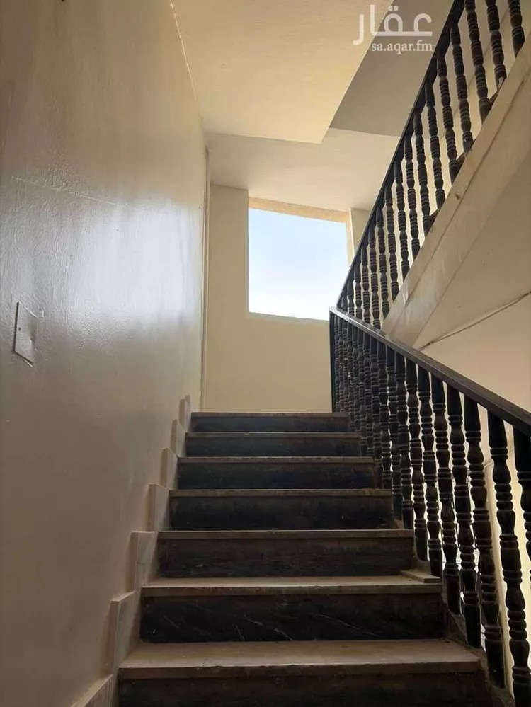 عمارة للبيع في شارع سلطانة, حي سلطانة, مدينة الرياض, منطقة الرياض صورة 4